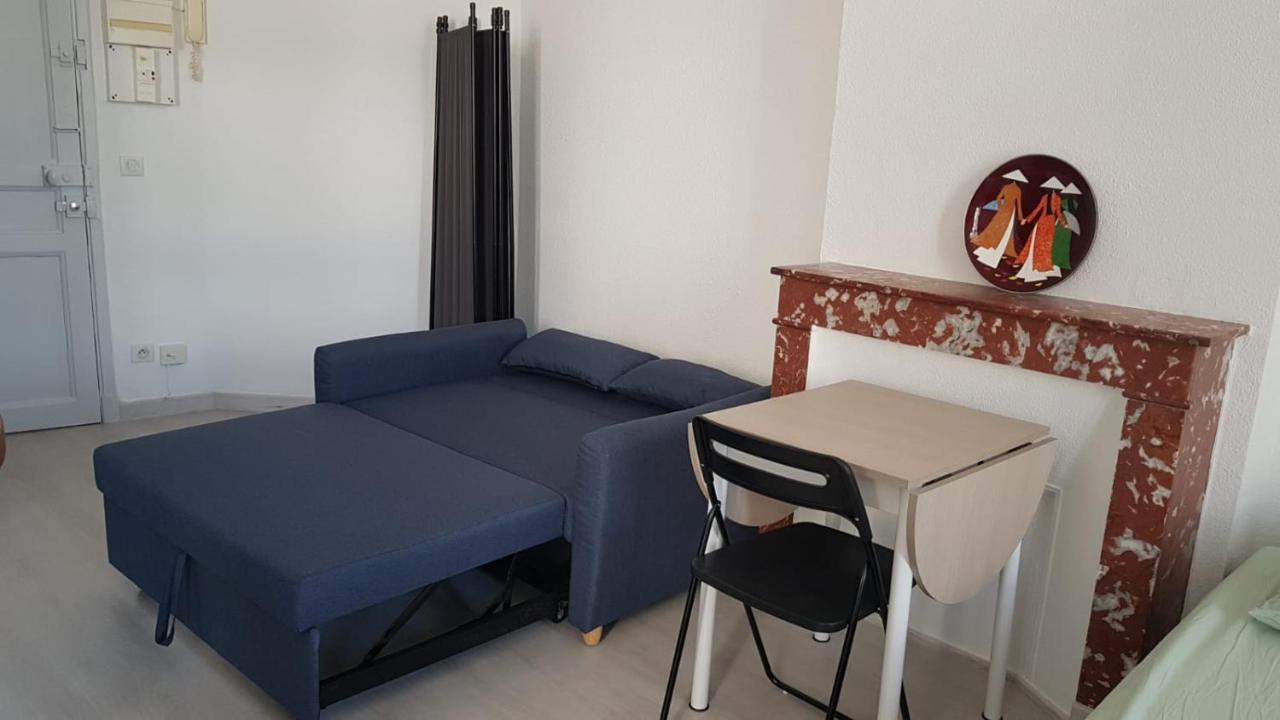 Studio With Sea View For 2 People 툴롱 외부 사진